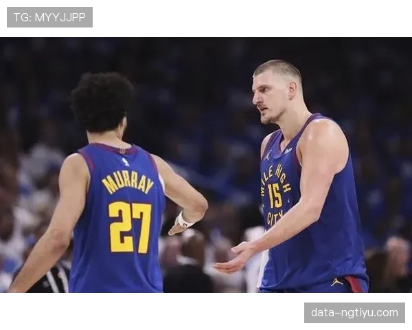 相比上季约基奇高位策应为穆雷制造更多空位